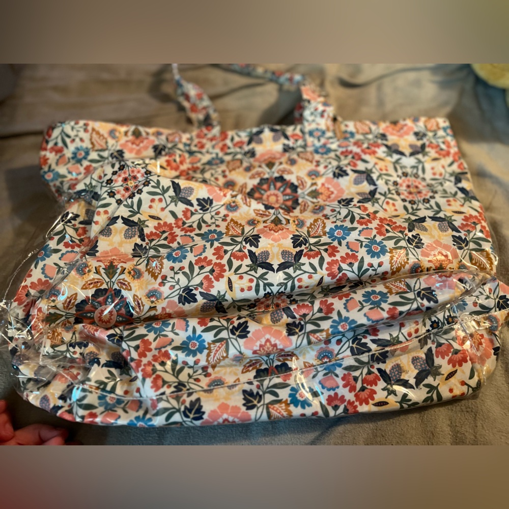 Vera Bradley Tote Bag